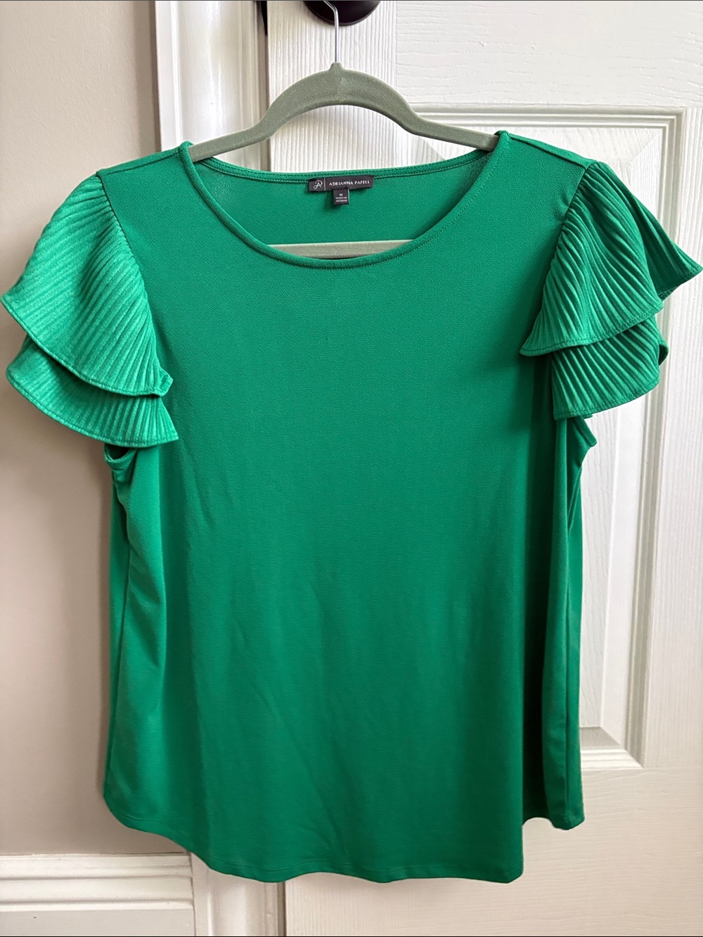 Adrianna Papell Emerald Green Pleated Ruffle Sleeve Top